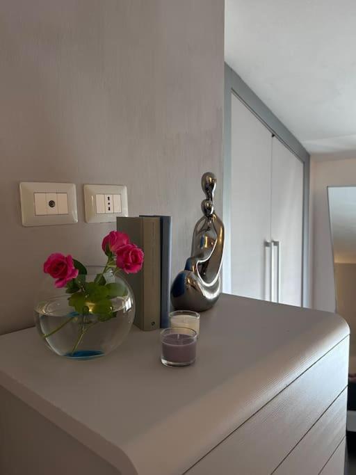 Elegante Appartamento Privato In Palazzo Storico Del XVIII - Pieno Centro Nicosia Luaran gambar