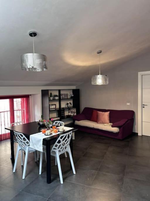 Elegante Appartamento Privato In Palazzo Storico Del XVIII - Pieno Centro Nicosia Luaran gambar