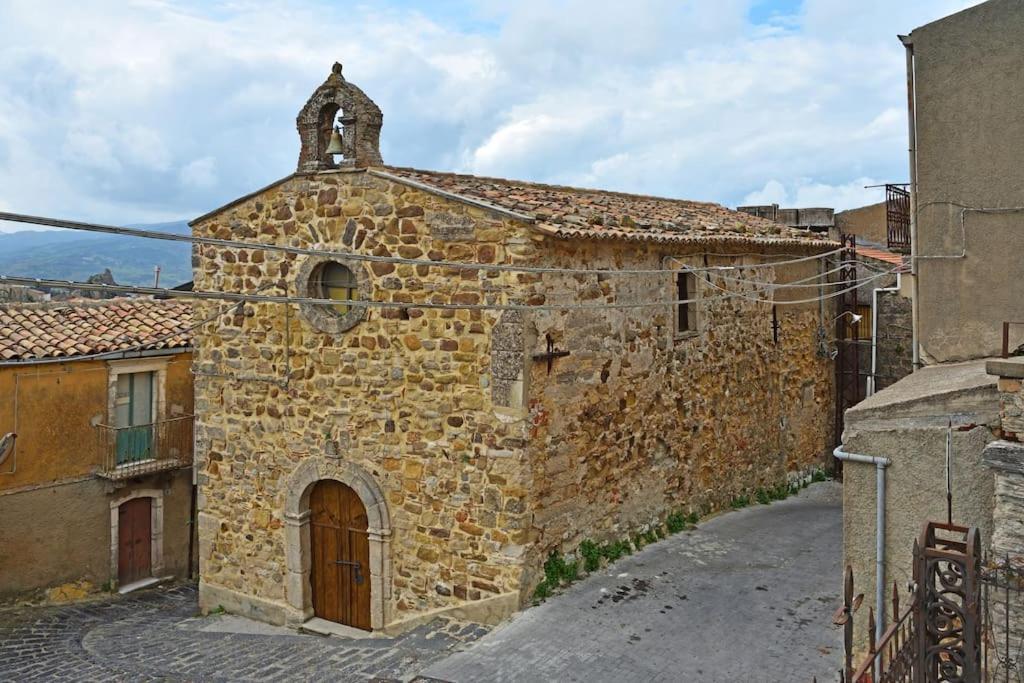 Elegante Appartamento Privato In Palazzo Storico Del XVIII - Pieno Centro Nicosia Luaran gambar