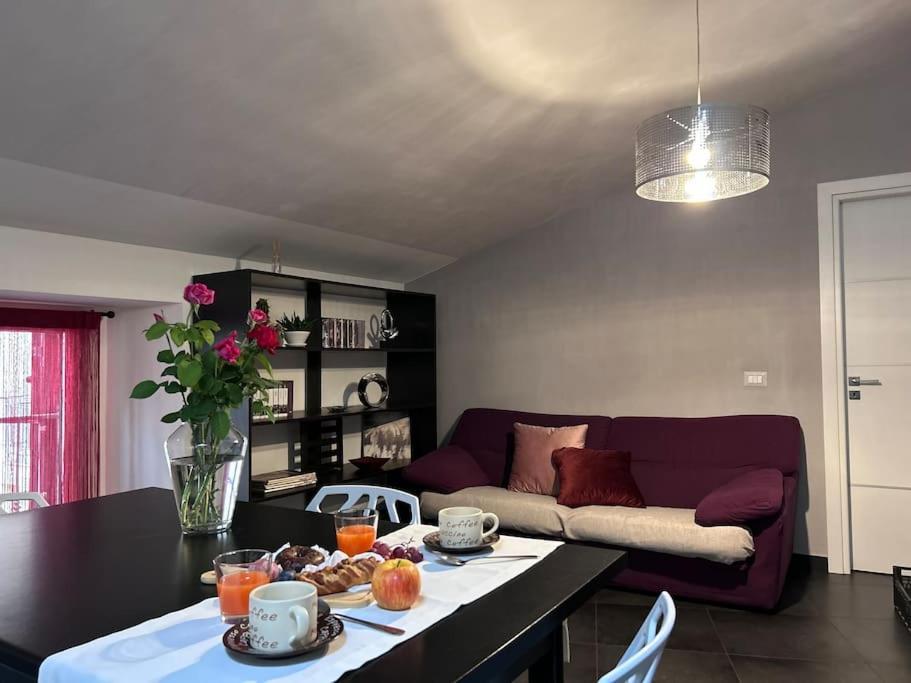 Elegante Appartamento Privato In Palazzo Storico Del XVIII - Pieno Centro Nicosia Luaran gambar