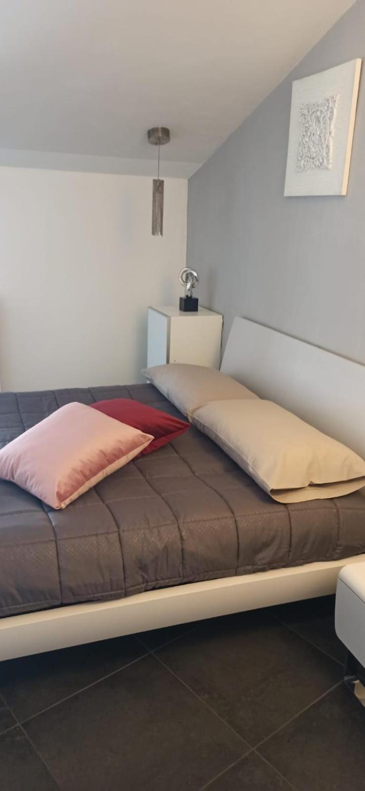 Elegante Appartamento Privato In Palazzo Storico Del XVIII - Pieno Centro Nicosia Luaran gambar