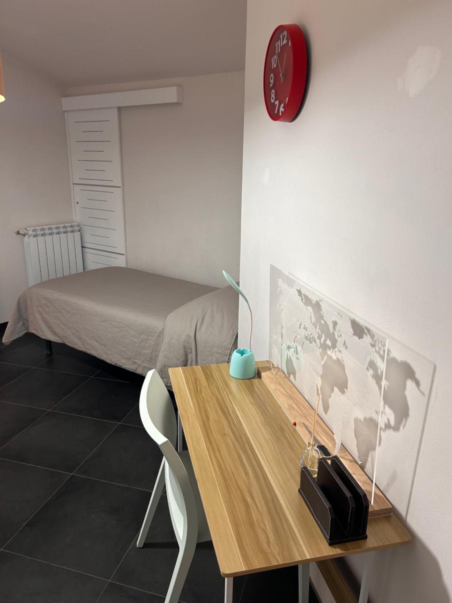 Elegante Appartamento Privato In Palazzo Storico Del XVIII - Pieno Centro Nicosia Luaran gambar