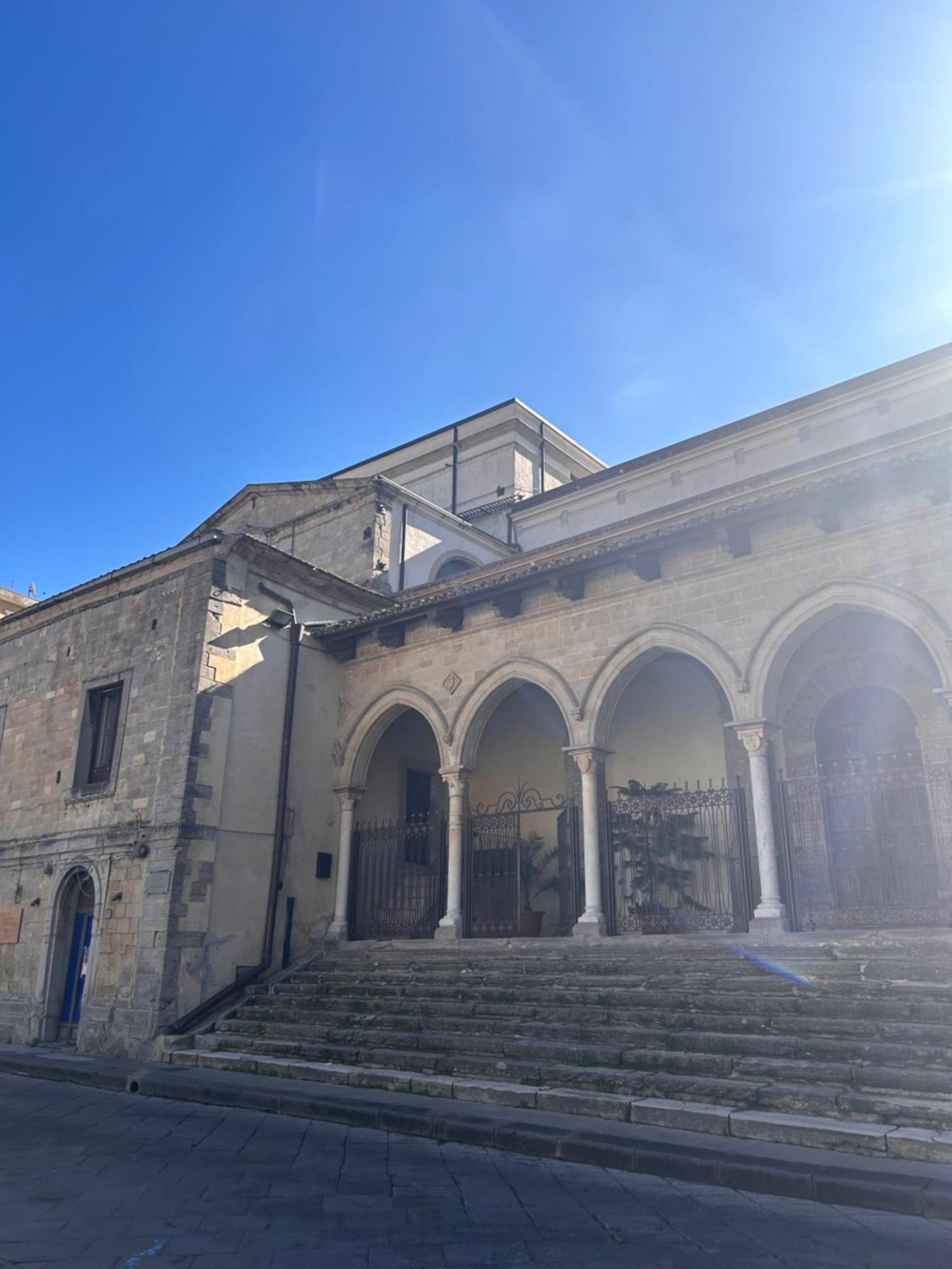 Elegante Appartamento Privato In Palazzo Storico Del XVIII - Pieno Centro Nicosia Luaran gambar