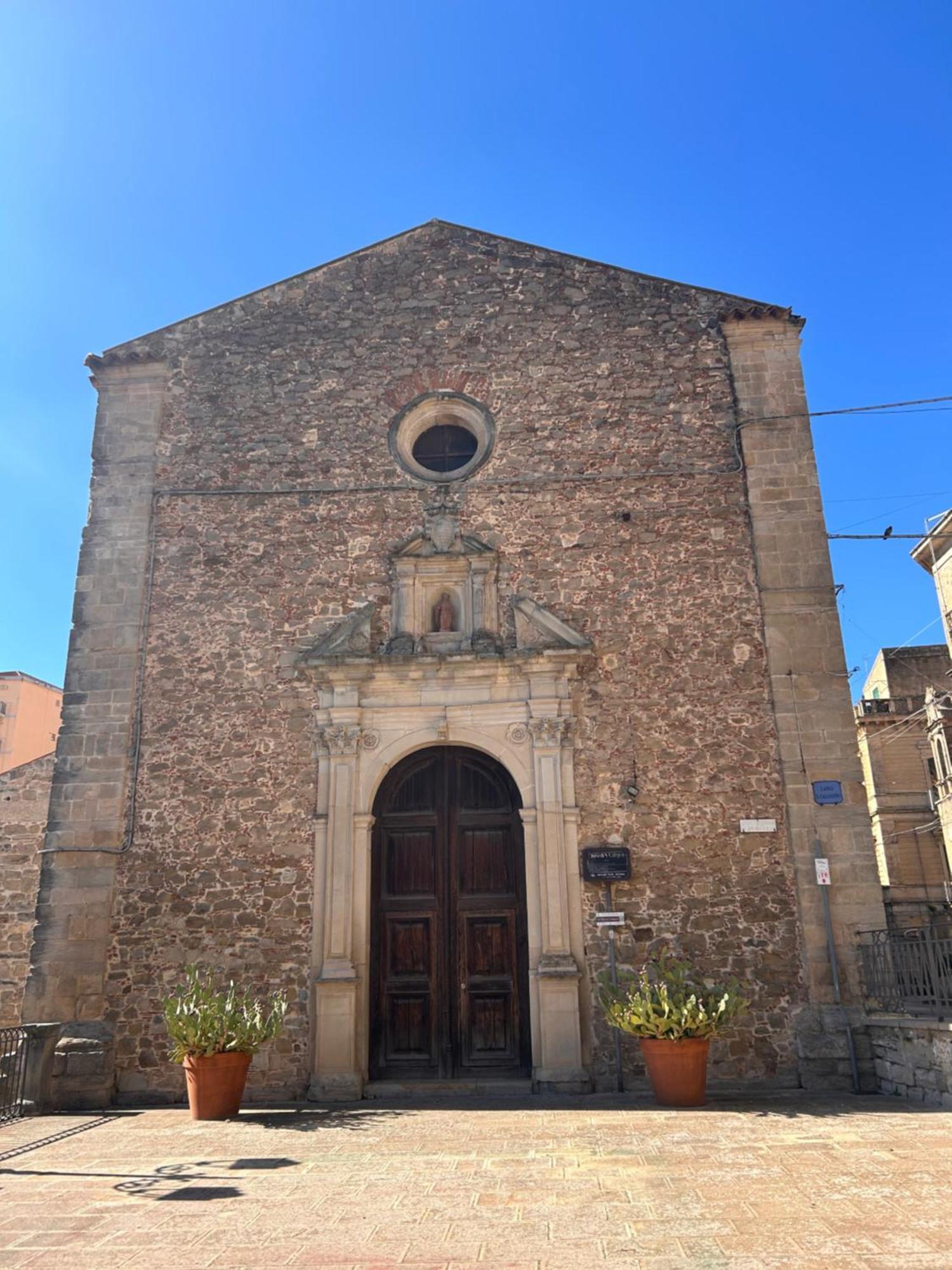 Elegante Appartamento Privato In Palazzo Storico Del XVIII - Pieno Centro Nicosia Luaran gambar